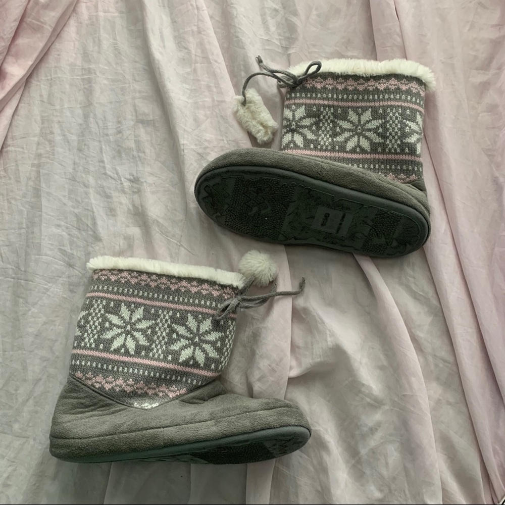 Girls Sherpa lined boots